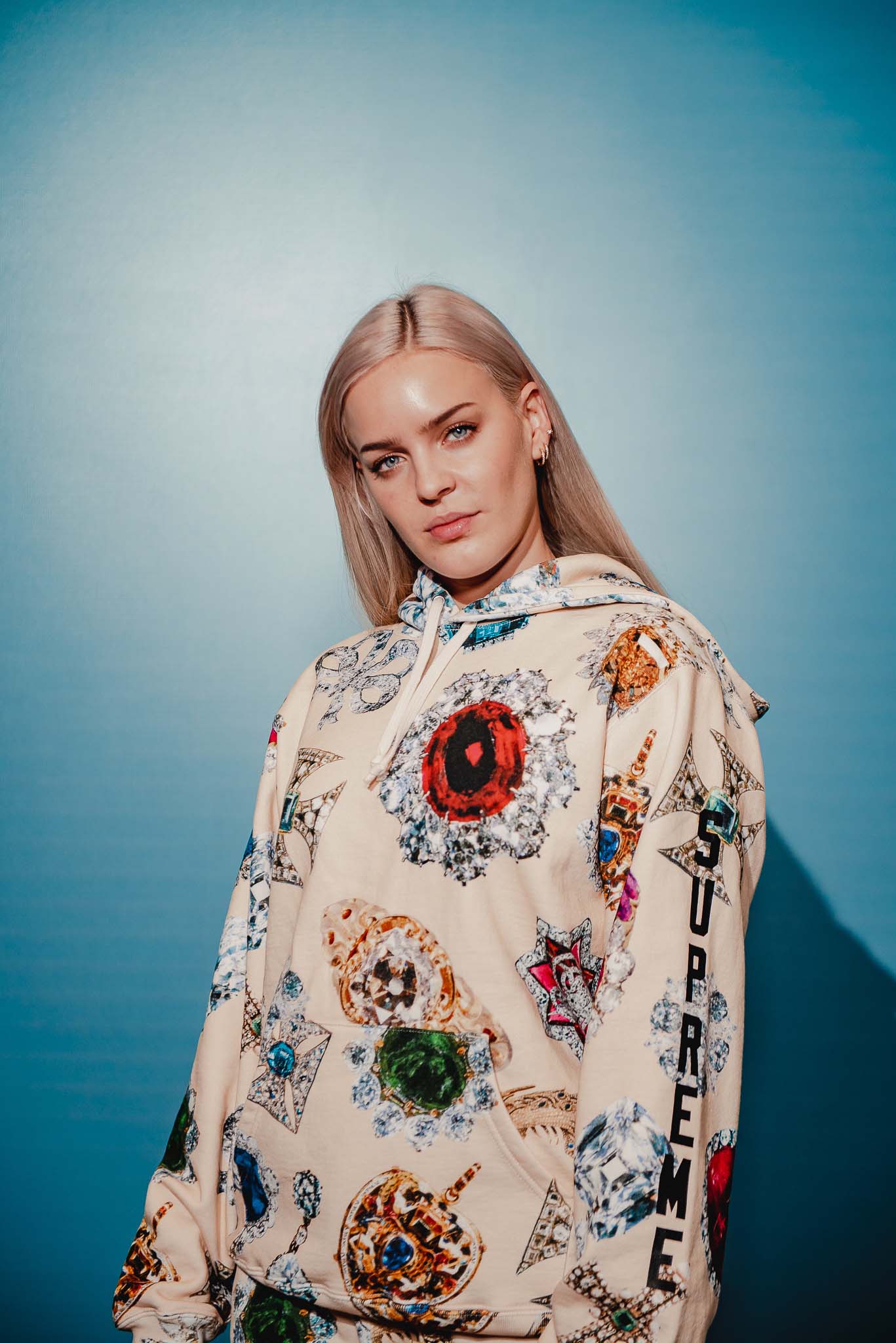 Anne Marie Photo by @high_iso Hafiyyan Faza, Concert & Music Photographer. Southeast Asia, Jakarta, Indonesia.